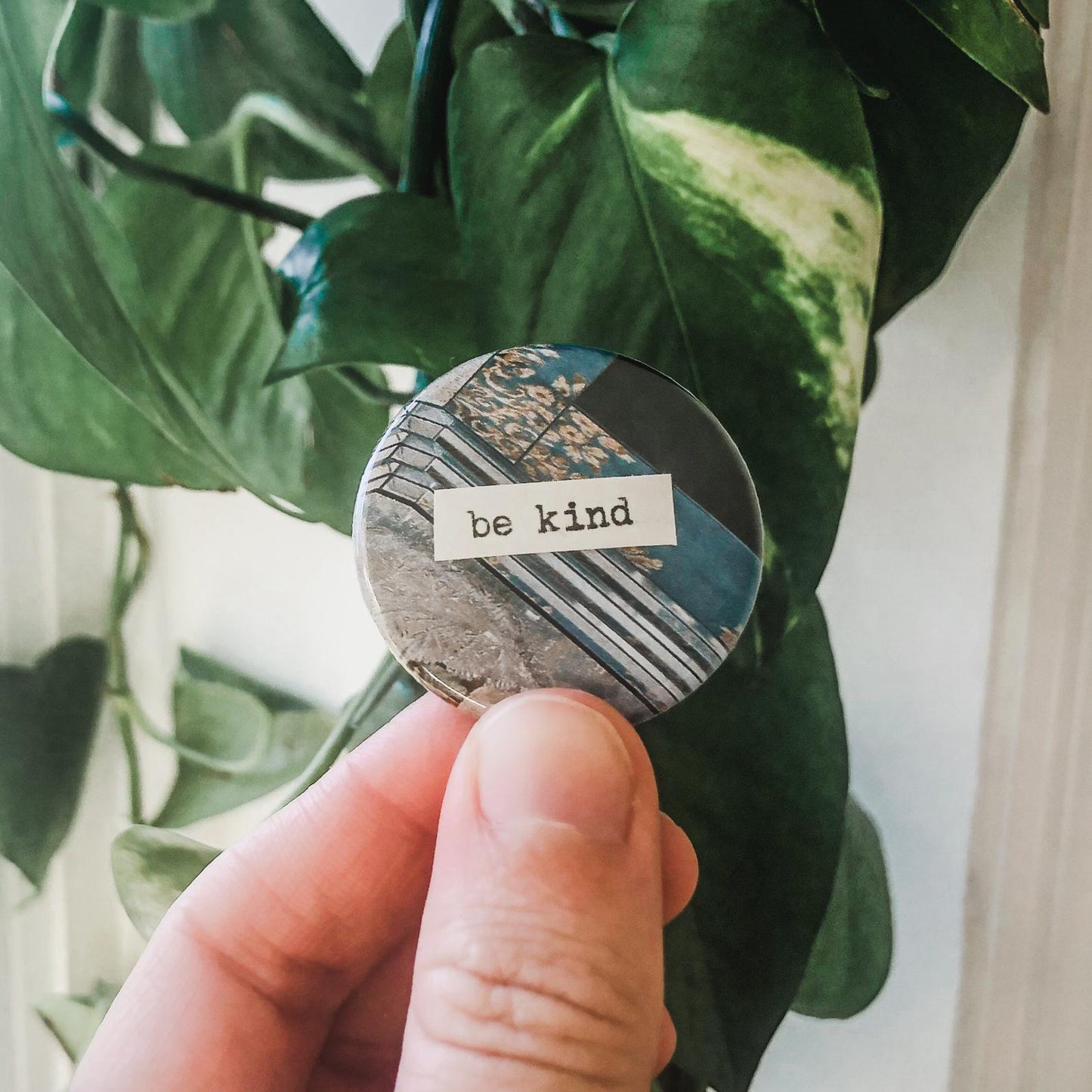 be kind button